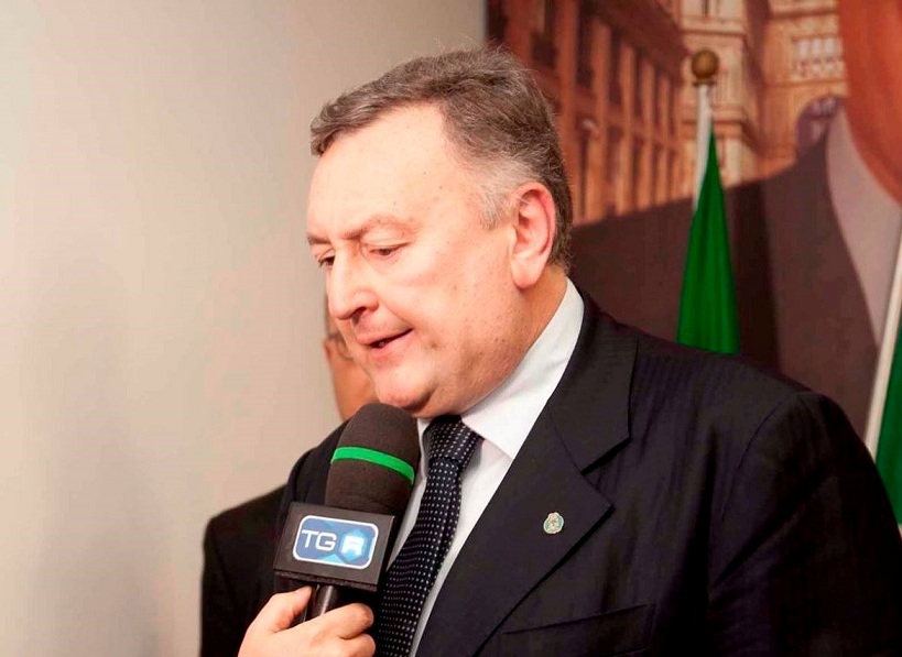 Gianfranco Vestuto segretario LSA - Popoli Sovrani INT.jpg